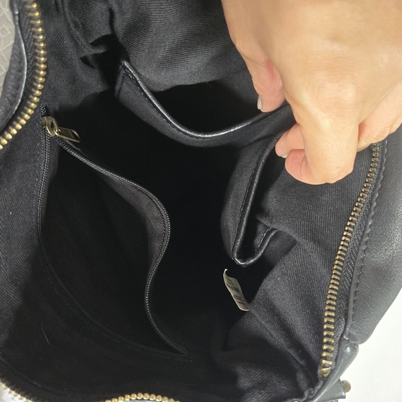 Estalon black genuine leather crossbody purse bag woven leather detail - Picture 6 of 11